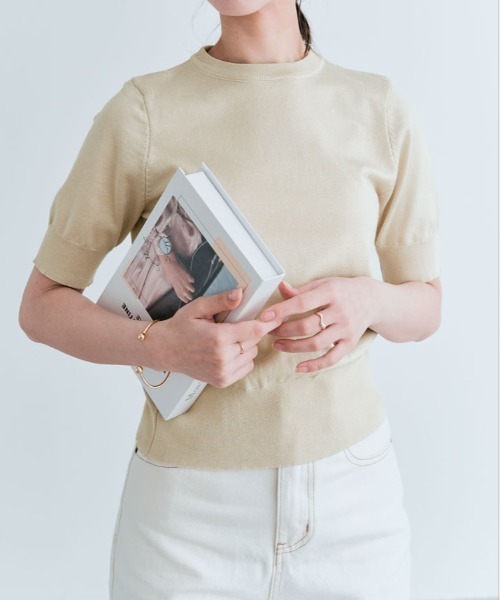 kirakiraShop（キラキラショップ）の「着た瞬間、さらふわ。15色×美シルエットの万能サマーニット（ニット/セーター・レディース・レッド/アイボリー/ブラック/オフホワイト/杢グレー/ネイビー/チャコール/ライトブルー/ダークグリーン/ベージュ/ブルー/ラベンダー/ライトピンク/ブラウン/ワインレッド・L/M）」の7枚目の写真