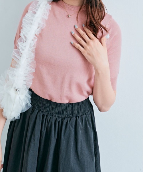 kirakiraShop（キラキラショップ）の「着た瞬間、さらふわ。15色×美シルエットの万能サマーニット（ニット/セーター・レディース・レッド/アイボリー/ブラック/オフホワイト/杢グレー/ネイビー/チャコール/ライトブルー/ダークグリーン/ベージュ/ブルー/ラベンダー/ライトピンク/ブラウン/ワインレッド・L/M）」の13枚目の写真