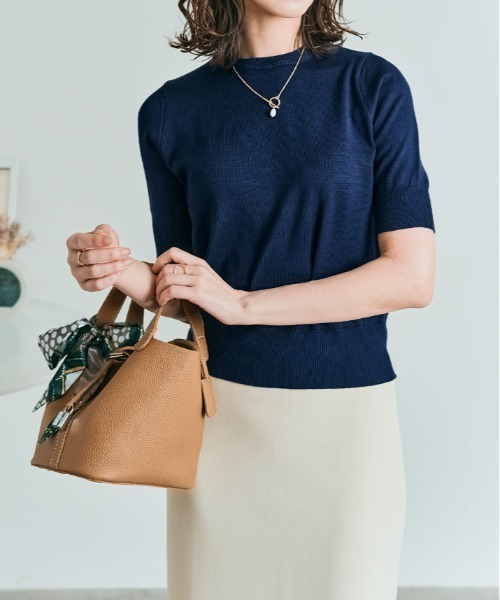 kirakiraShop（キラキラショップ）の「着た瞬間、さらふわ。15色×美シルエットの万能サマーニット（ニット/セーター・レディース・レッド/アイボリー/ブラック/オフホワイト/杢グレー/ネイビー/チャコール/ライトブルー/ダークグリーン/ベージュ/ブルー/ラベンダー/ライトピンク/ブラウン/ワインレッド・L/M）」の18枚目の写真