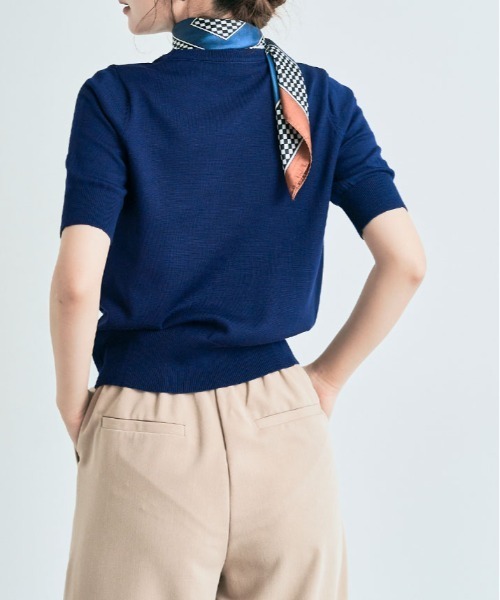 kirakiraShop（キラキラショップ）の「着た瞬間、さらふわ。15色×美シルエットの万能サマーニット（ニット/セーター・レディース・レッド/アイボリー/ブラック/オフホワイト/杢グレー/ネイビー/チャコール/ライトブルー/ダークグリーン/ベージュ/ブルー/ラベンダー/ライトピンク/ブラウン/ワインレッド・L/M）」の20枚目の写真