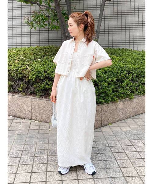 Ungrid(アングリッド)の「タックボリュームキャミワンピース(ワンピース・レディース・オレンジ/オフホワイト/ブラック・FREE)」の9枚目の写真