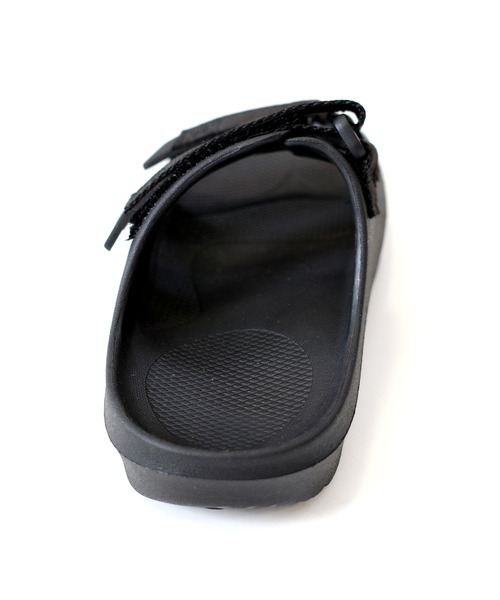 AmiAmi（アミアミ）の「軽量！柔らか ダブルベルトスポーツサンダル/キッズビーチサンダル（サンダル・キッズ・ブラック/ホワイト・17cm/22cm/21cm/20cm/19cm/18cm）」の15枚目の写真