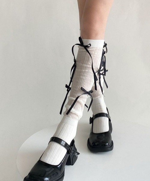 leune（ルネ）の「メニーリボンシースルーハイソックス（ソックス/靴下