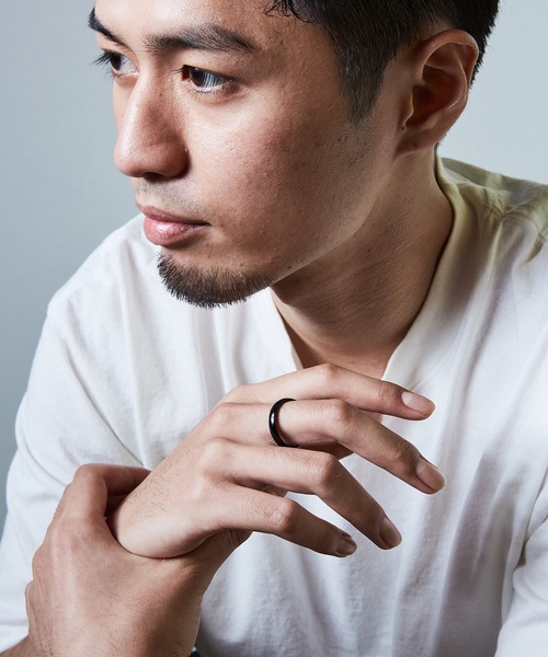 AKEL(アケル)の「【AKEL】アケル/ シンプルリング/ 金属アレルギー対応(サージカルステンレス)(リング・メンズ・ブラック/シルバー/ゴールド・#13/#8/#11/#9/#20/#18/#16)」の2枚目の写真