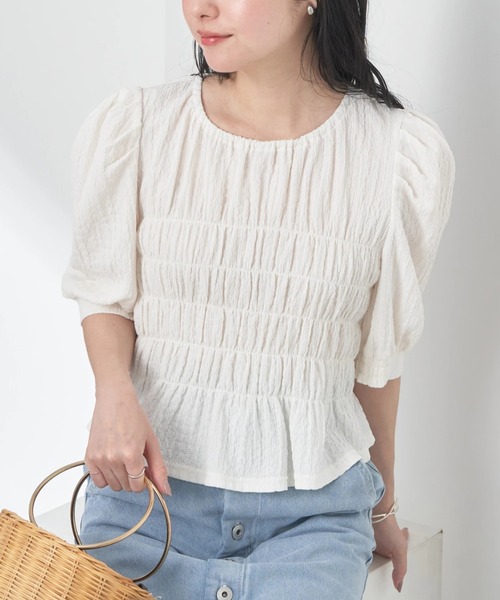 earth music&ecology(アースミュージックアンドエコロジー)の「ポコポコシャーリングトップス(Tシャツ/カットソー・レディース・イエロー/ホワイト/ライトグリーン・FREE)」の2枚目の写真