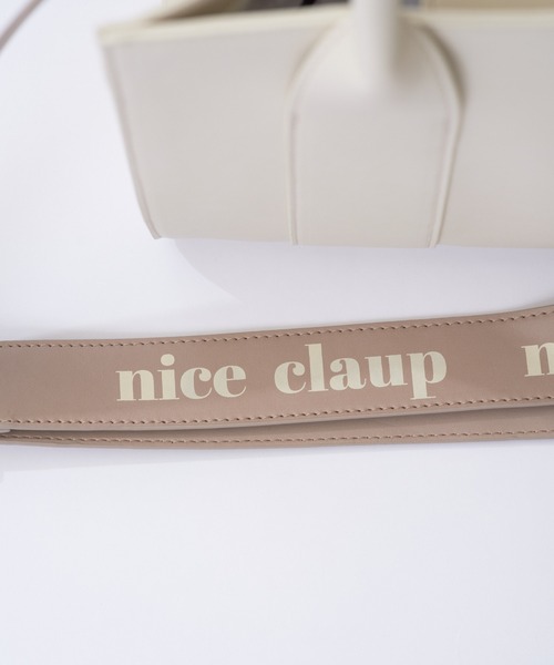 one after another NICE CLAUP(ワンアフターアナザーナイスクラップ)の「キーチャーム付きスクエアバッグ(ショルダーバッグ・レディース・アイボリー/ブラック/サックスブルー・FREE)」の10枚目の写真