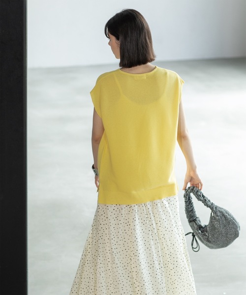 OPAQUE.CLIP（オペークドットクリップ）の「◆≪5color/S-LLsize≫ドライタッチガーターVネックフレンチニット【UVケア/抗ピル/洗濯機洗い可】（ニット/セーター・レディース・ブルー系その他/ホワイト/ブラック/イエロー系その他/ブラウン系その他・36/38/40/42）」の22枚目の写真