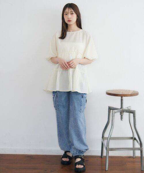 RETRO GIRL（レトロガール）の「袖ボリュームティアードチュニック（シャツ/ブラウス・レディース・イエロー/グリーン/ナチュラル・FREE）」の16枚目の写真