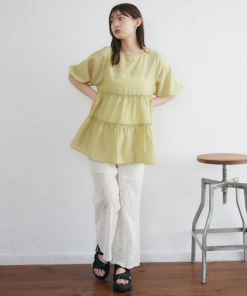 RETRO GIRL（レトロガール）の「袖ボリュームティアードチュニック（シャツ/ブラウス・レディース・イエロー/グリーン/ナチュラル・FREE）」の19枚目の写真