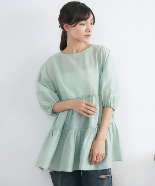 RETRO GIRL（レトロガール）の「袖ボリュームティアードチュニック（シャツ/ブラウス・レディース・イエロー/グリーン/ナチュラル・FREE）」の6枚目の写真