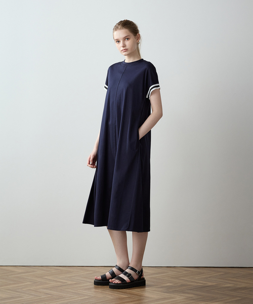 LE SOUK HOLIDAY(ルスークホリデー)の「【接触冷感】袖テープモックネックワンピース(ワンピース・レディース・ベージュ/ネイビー/パープル・M/L)」の12枚目の写真