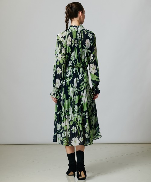 Sov.（ソブ）の「フラワーシフォンプリーツワンピース（ワンピース