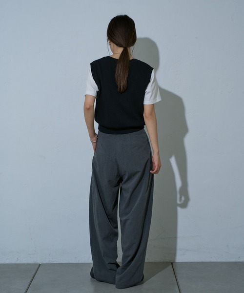 COLONY 2139（コロニートゥーワンスリーナイン）の「ラップ2タックワイドパンツ（スラックス・レディース・ブラック/グレー・SMALL/MEDIUM）」の4枚目の写真