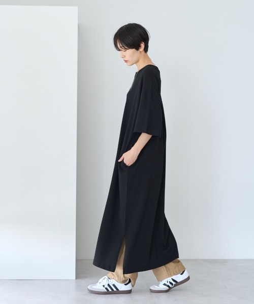 AMERICAN HOLIC(アメリカンホリック)の「バックタックカットワンピース(ワンピース・レディース・ライトグレー/ブラック・L/M)」の5枚目の写真