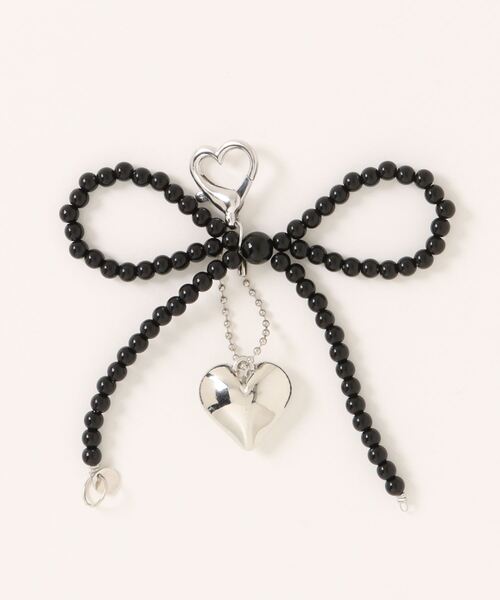 TONE SELECT GOODS（トーンセレクトグッズ）の「【urge select】リボン×ハート ビーズチェーン キーホルダー/バッグチャーム【マルチウェイ】（キーホルダー・レディース・ブラック/ホワイト/シルバー・FREE）」の4枚目の写真