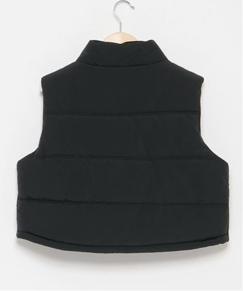 by LOVEiT（バイラビット）の「中綿ショートベスト（ベスト・キッズ・アイボリー/ブラック・120cm/130cm/140cm/150cm/160cm）」の4枚目の写真