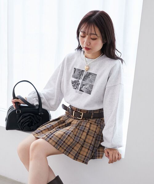 MAJESTIC LEGON（マジェスティックレゴン）の「太ベルトプリーツミニスカート（スカート・レディース・ブラウン系その他4/ベージュ/グレー/A・MEDIUM）」の19枚目の写真