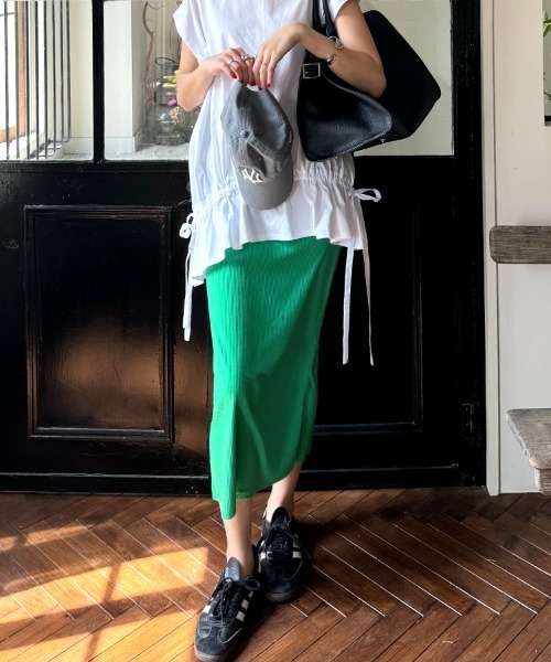 DONOBAN（ドノバン）の「セルフカットリブロングタイトスカート（スカート・レディース・グレイッシュベージュ/アイボリー/ブラック/グレー/ブルー/レッド/グリーン・ONE）」の5枚目の写真