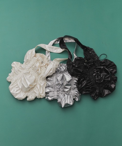 Solace(ソレイス)の「メタリックギャザートートバッグ(トートバッグ・レディース・シルバー/ブラック/ホワイト・FREE)」の20枚目の写真