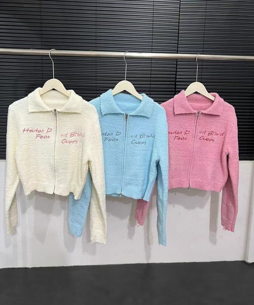 LYEON(リヨン)の「ロゴ刺繍ブークレジップアップニットブルゾン(ブルゾン・レディース・ピンク/ホワイト/ブルー・FREE)」の18枚目の写真