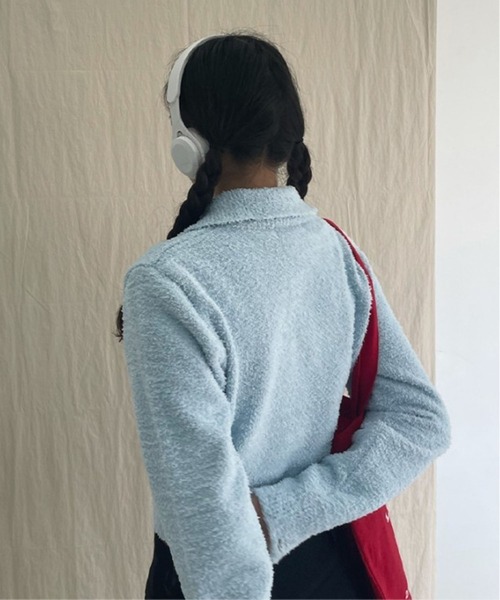 LYEON(リヨン)の「ロゴ刺繍ブークレジップアップニットブルゾン(ブルゾン・レディース・ピンク/ホワイト/ブルー・FREE)」の9枚目の写真