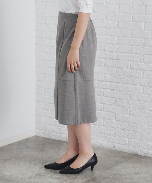 index(インデックス)の「《5色展開/S-LLサイズ》ストレッチマーメイドスカート/セットアップ対応【洗濯機洗い可/イージーケア】(スカート・レディース・チャコールグレー/ブラック/ブラック系1/ベージュ系その他7/ネイビー・40/38/42/36)」の9枚目の写真