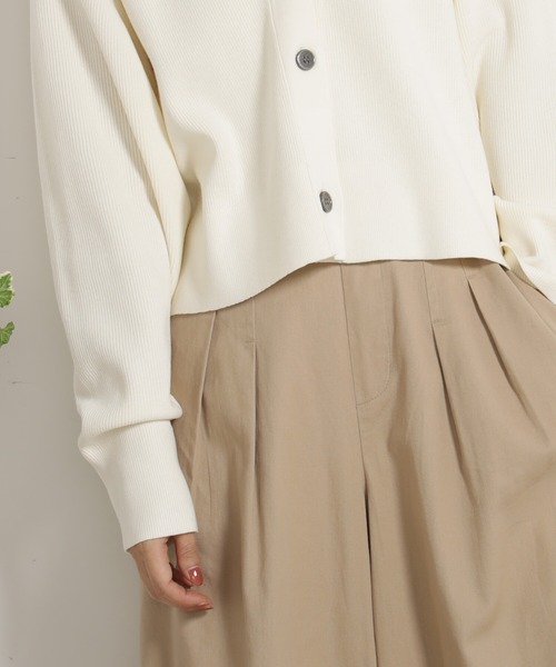 FOUND GOOD（ファウンドグッド）の「コンフォートショートニットCD（カーディガン/ボレロ・レディース・ブラック/ホワイト系5/ブルー系5/グリーン系2/ベージュ/レッド系8・L/M）」の9枚目の写真