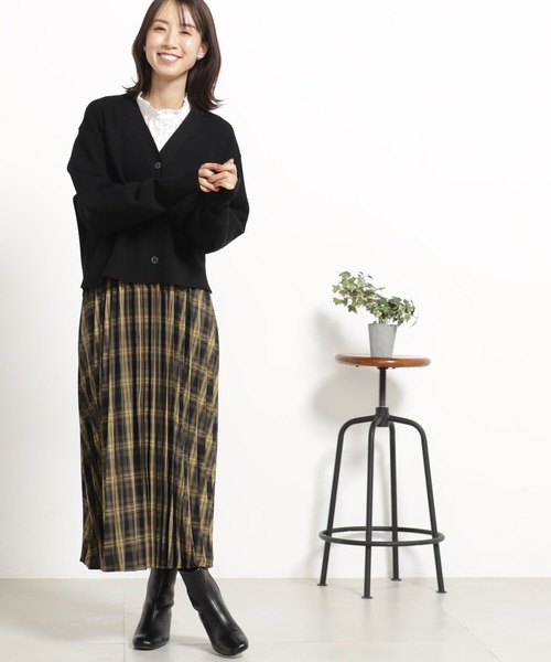 FOUND GOOD（ファウンドグッド）の「コンフォートショートニットCD（カーディガン/ボレロ・レディース・ブラック/ホワイト系5/ブルー系5/グリーン系2/ベージュ/レッド系8・L/M）」の11枚目の写真