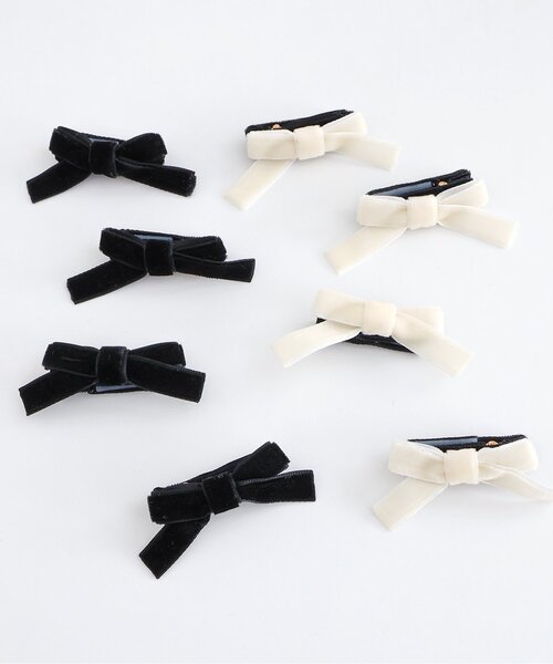 apres les cours（アプレレクール）の「ミニリボンヘアクリップセット（ヘアピン・キッズ・ベージュ/ブラック・FREE）」の4枚目の写真
