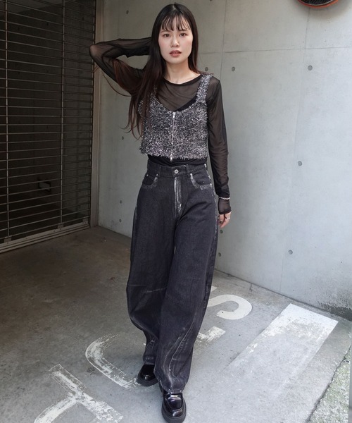 CORNERS(コーナーズ)の「グリッターニットダブルジップビスチェ(キャミソール・レディース・ブラック/シルバー/アイボリー・M)」の4枚目の写真