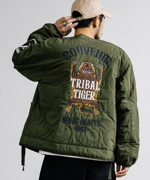 KRIFF MAYER（クリフメイヤー）の「KRIFF MAYER クリフメイヤー スーベニア刺繍キルトジャケット 2415104（ブルゾン・メンズ・ダークブラウン/グレー/オフホワイト/オリーブ/ブラック/パープル・XL/M/L）」の5枚目の写真