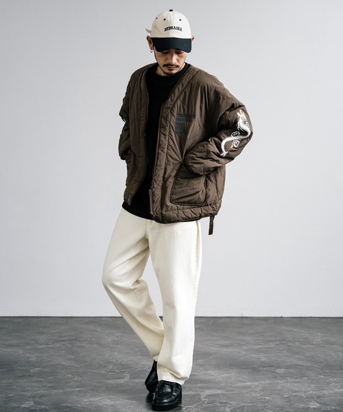 KRIFF MAYER（クリフメイヤー）の「KRIFF MAYER クリフメイヤー スーベニア刺繍キルトジャケット 2415104（ブルゾン・メンズ・ダークブラウン/グレー/オフホワイト/オリーブ/ブラック/パープル・XL/M/L）」の7枚目の写真