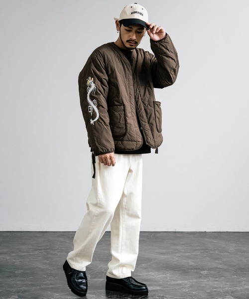 KRIFF MAYER（クリフメイヤー）の「KRIFF MAYER クリフメイヤー スーベニア刺繍キルトジャケット 2415104（ブルゾン・メンズ・ダークブラウン/グレー/オフホワイト/オリーブ/ブラック/パープル・XL/M/L）」の8枚目の写真