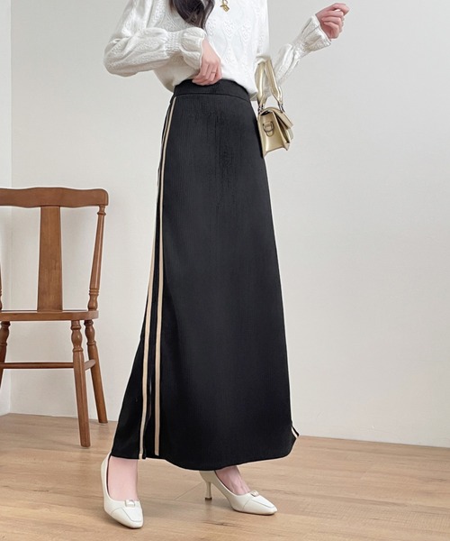ECLIN（エクラン）の「コーデュロイサイドスリット配色ラインロングスカート（スカート・レディース・ブラウン/ブラック/グレー・M/L/XL）」の5枚目の写真