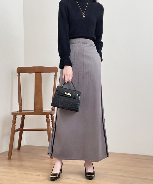 ECLIN（エクラン）の「コーデュロイサイドスリット配色ラインロングスカート（スカート・レディース・ブラウン/ブラック/グレー・M/L/XL）」の10枚目の写真