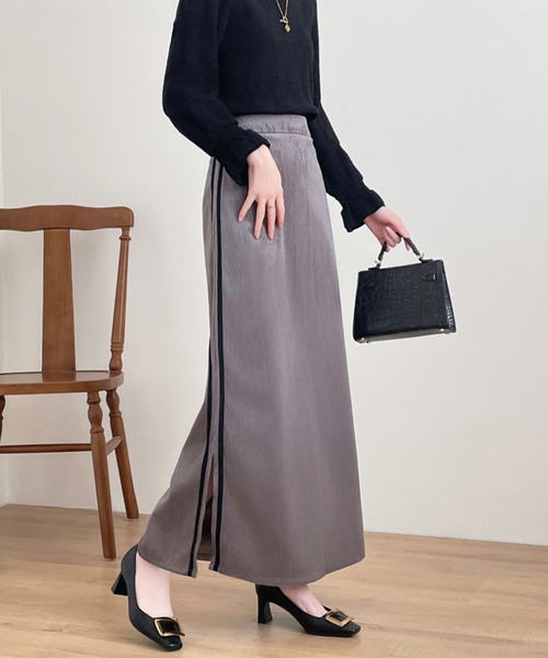 ECLIN（エクラン）の「コーデュロイサイドスリット配色ラインロングスカート（スカート・レディース・ブラウン/ブラック/グレー・M/L/XL）」の11枚目の写真
