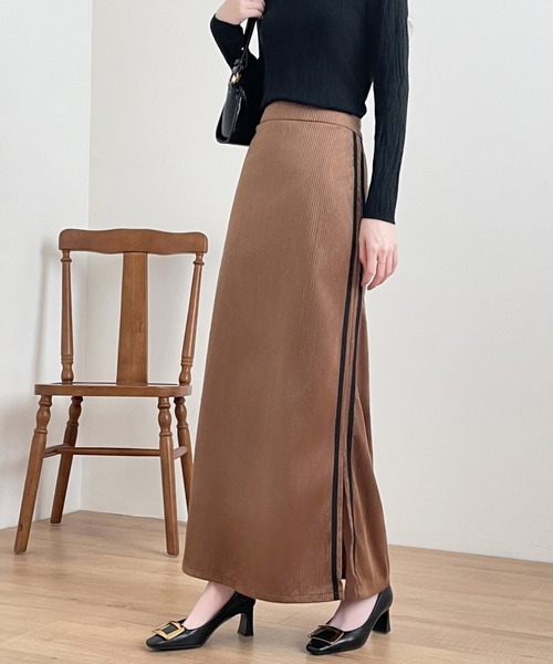 ECLIN（エクラン）の「コーデュロイサイドスリット配色ラインロングスカート（スカート・レディース・ブラウン/ブラック/グレー・M/L/XL）」の18枚目の写真