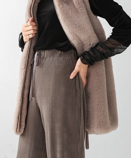 Bou Jeloud(ブージュルード)の「プリーツベロアパンツ(その他パンツ・レディース・チャコールグレー/A/ホワイト・FREE)」の14枚目の写真