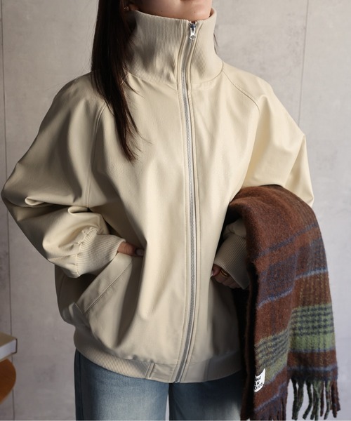 セール】フェイクレザー襟リブ・リブタートルブルゾン / 中綿