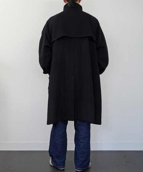 BASISBROEK(バシスブルック)の「【BASISBROEK】ISLAND(ステンカラーコート・メンズ・ブラック/モカ・2)」の5枚目の写真