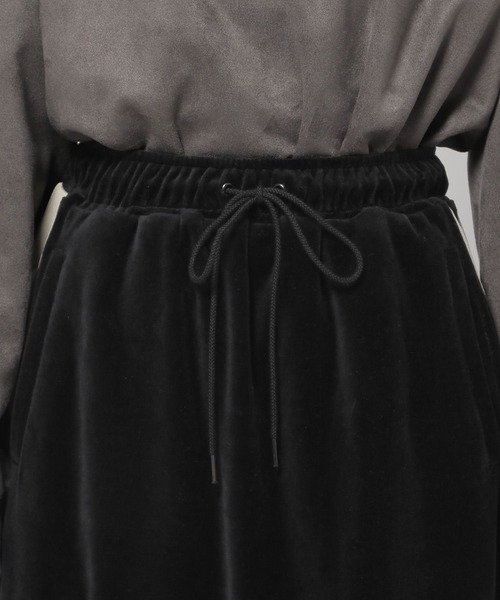 niko and...（ニコアンド）の「ラビットベロアラインスカート（スカート・レディース・ブラック/アイボリー/パープル/グレー・FREE）」の20枚目の写真