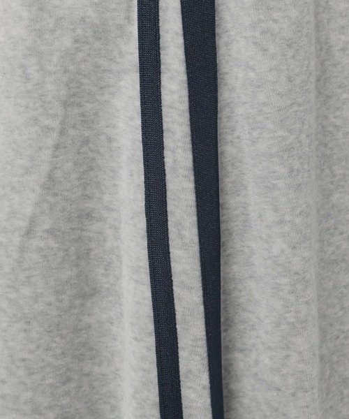 niko and...（ニコアンド）の「ラビットベロアラインスカート（スカート・レディース・ブラック/アイボリー/パープル/グレー・FREE）」の5枚目の写真