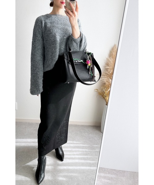 &. NOSTALGIA（アンドドットノスタルジア）の「【ZOZO限定】コード刺繍バックスリットニットスカート（スカート・レディース・ブラック/アイボリー/チャコールグレー・M）」の14枚目の写真