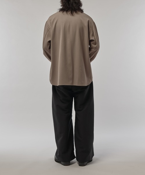 Lui's（ルイス）の「ストライプシャツブルゾン（シャツ/ブラウス・メンズ・ブラック/グレー/チャコールグレー/グレイッシュベージュ・FREE）」の21枚目の写真