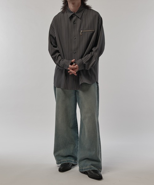 Lui's（ルイス）の「ストライプシャツブルゾン（シャツ/ブラウス・メンズ・ブラック/グレー/チャコールグレー/グレイッシュベージュ・FREE）」の12枚目の写真