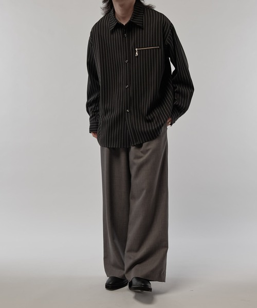 Lui's（ルイス）の「ストライプシャツブルゾン（シャツ/ブラウス・メンズ・ブラック/グレー/チャコールグレー/グレイッシュベージュ・FREE）」の6枚目の写真