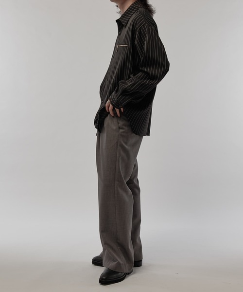 Lui's（ルイス）の「ストライプシャツブルゾン（シャツ/ブラウス・メンズ・ブラック/グレー/チャコールグレー/グレイッシュベージュ・FREE）」の7枚目の写真