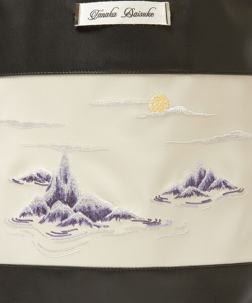 tanakadaisuke（タナカダイスケ）の「【tanakadaisuke/タナカダイスケ】TO-GEN-KYO theater leather bag/レザートートバッグ（トートバッグ・レディース・ブラック・FREE）」の2枚目の写真