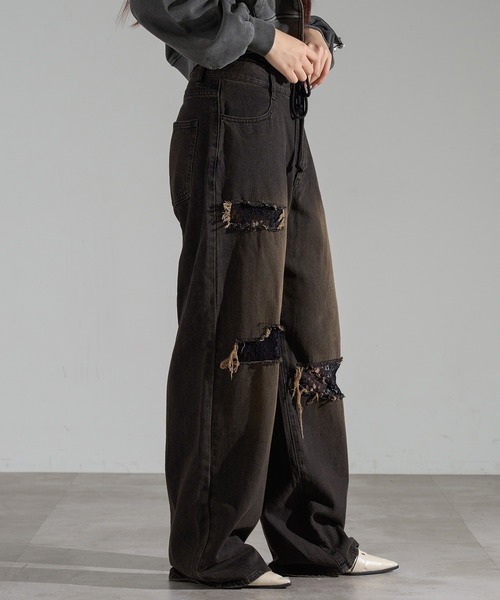 apres jour mignon(アプレジュールミニョン)の「ダメージレースデニム【ZOZOTOWN限定アイテム】(デニムパンツ・レディース・ライトブルー/ブラック系その他/インディゴブルー・X-LARGE/SMALL/MEDIUM)」の8枚目の写真