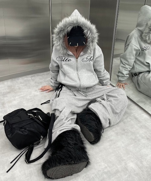 E RIN AI E（オリンアイ）の「韓国ブランド E RIN AI E オリンアイ